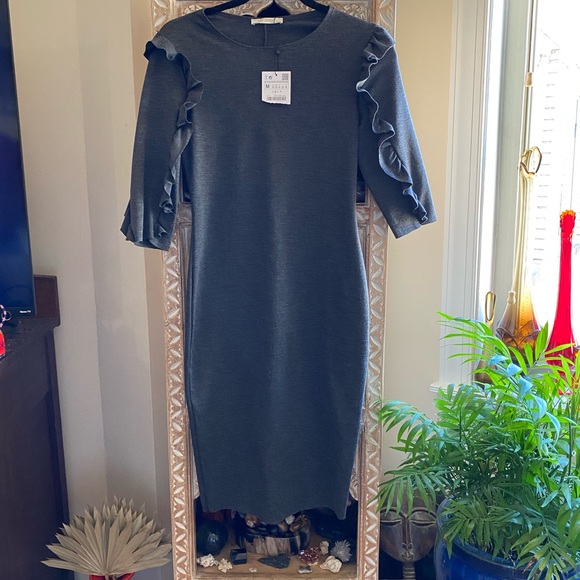 NWT Zara Trafaluc Grey Pencil Fitted Ruffle Sleeve Jumper Dress Size M - Picture 2 of 7
